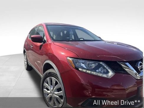Used 2016 Nissan Rogue S AWD/4WD image 3