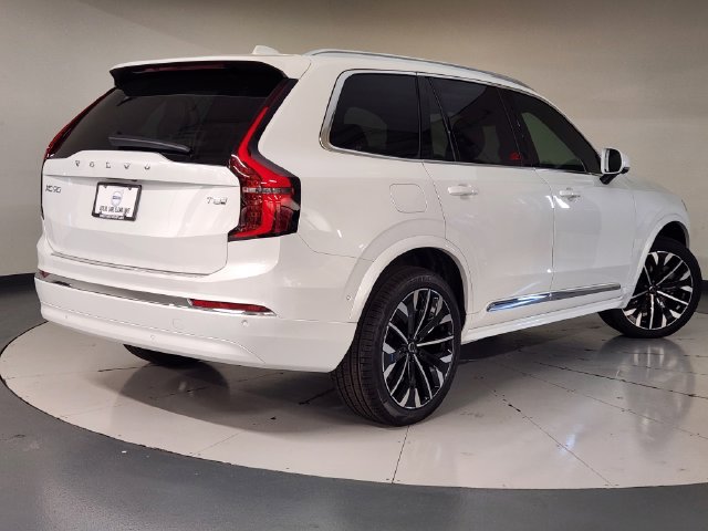 New 2026 Volvo XC90 T8 Plus w/ Protection Package Premier AWD/4WD image 2