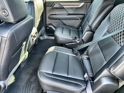 New 2026 GMC Acadia Denali w/ Super Cruise Package image 16