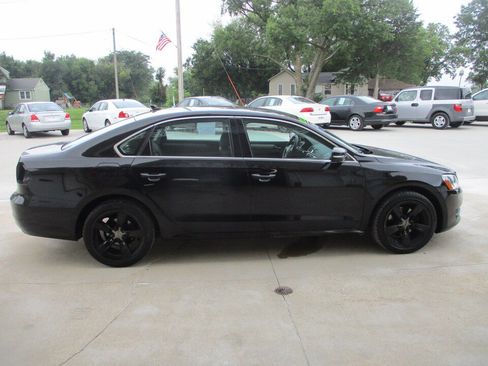 Used 2013 Volkswagen Passat 2.5 SE FWD image 16