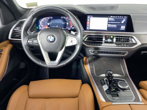 Certified 2023 BMW X5 sDrive40i w/ Premium Package image 4