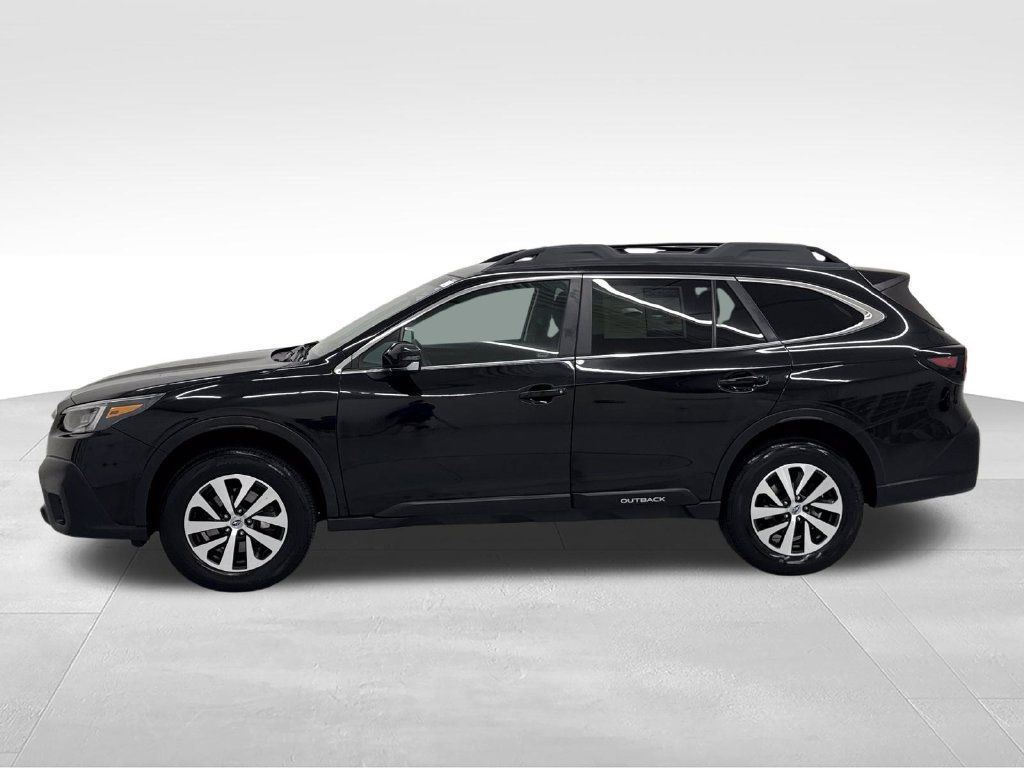 Used 2020 Subaru Outback Premium w/ Popular Package #1 AWD/4WD image 3