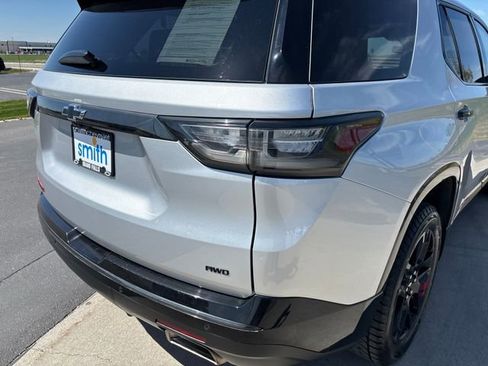 Used 2021 Chevrolet Traverse Premier w/ Redline Edition AWD/4WD image 31
