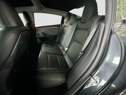 Used 2025 Tesla Model 3 Long Range RWD image 23
