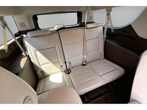 Used 2023 GMC Yukon XL Denali w/ Denali Reserve Package AWD/4WD image 23