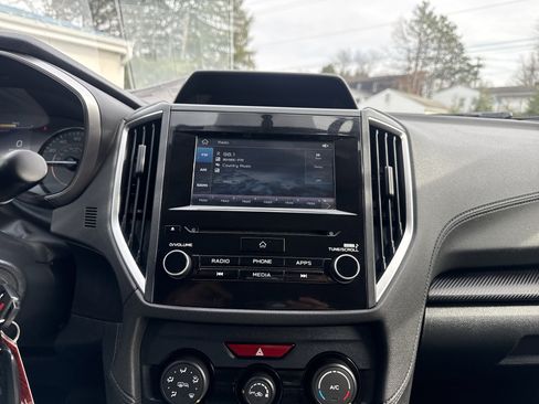 Used 2019 Subaru Crosstrek 2.0i Premium image 21