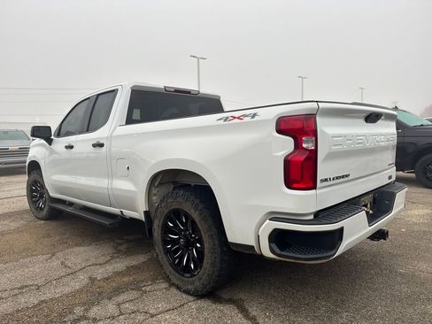 Used 2019 Chevrolet Silverado 1500 Custom w/ Custom Value Package image 6