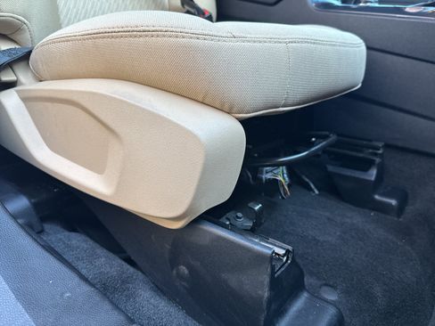Used 2017 Ford Explorer 4WD image 39
