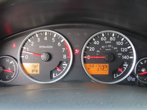 Used 2011 Nissan Pathfinder S AWD/4WD image 48
