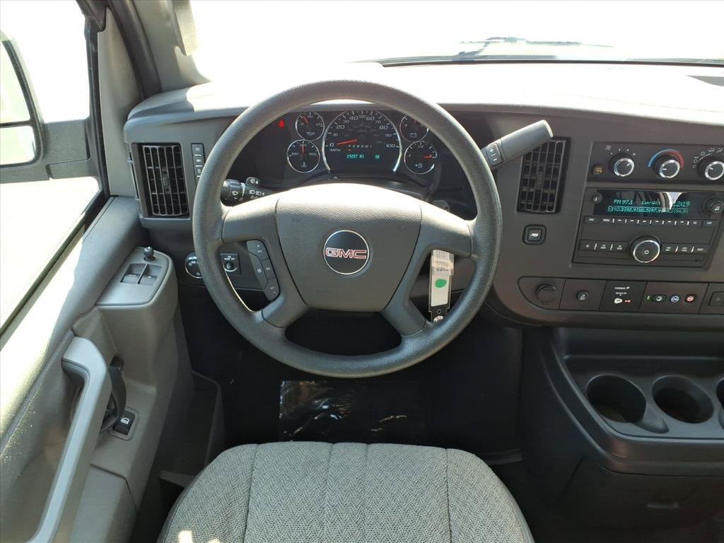 Used 2025 GMC Savana 3500 LT w/ LT Preferred Equipment Group RWD image 31