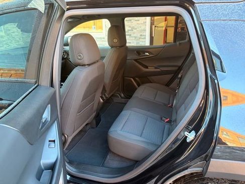 Used 2025 Chevrolet Equinox LT FWD image 15