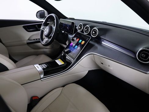 Certified 2025 Mercedes-Benz C 300 4MATIC Sedan image 47