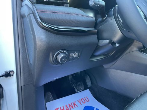 New 2026 Jeep Compass Trailhawk w/ Sun, Sound & Navigation Group image 18