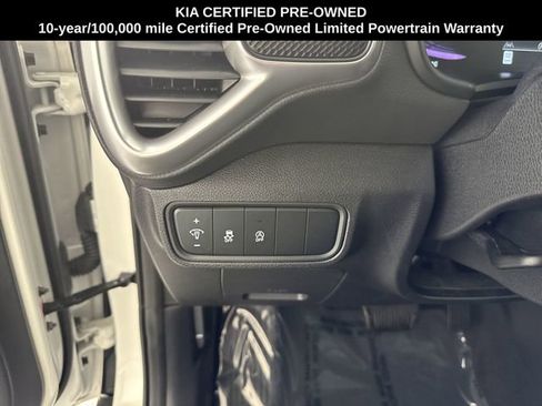 Certified 2025 Kia Soul LX image 13
