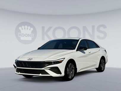 New 2025 Hyundai Elantra SEL