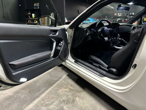 Used 2017 Subaru BRZ Limited w/ Performance Package image 43