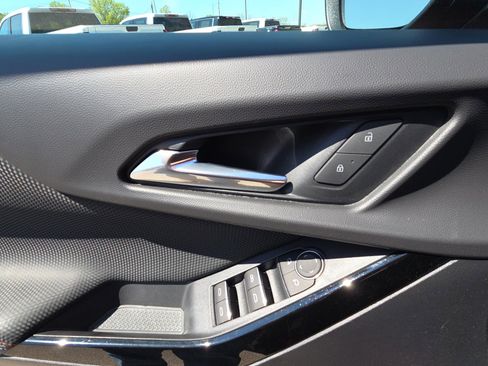 Certified 2025 Chevrolet Equinox RS w/ Safety and Technology Package image 13