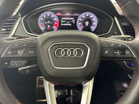 Used 2023 Audi SQ5 Prestige w/ Prestige Package image 22