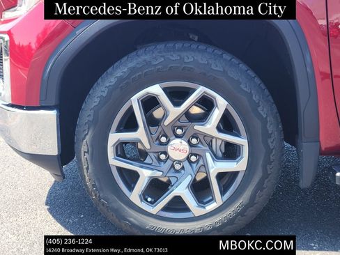 Used 2022 GMC Sierra 1500 SLT AWD/4WD image 10