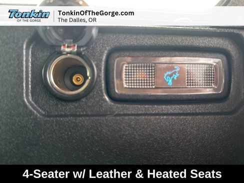 Used 2022 Ford Bronco Black Diamond image 6