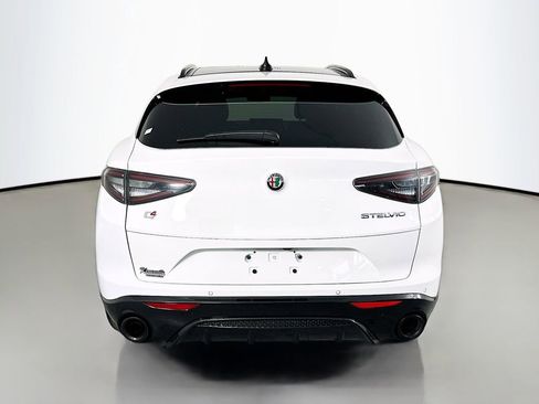Used 2024 Alfa Romeo Stelvio Veloce AWD/4WD image 6