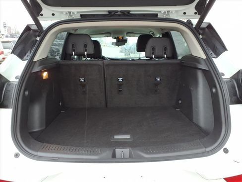 Certified 2023 Buick Encore GX Select w/ Sport Touring Package image 9