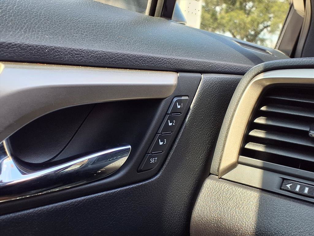 Used 2019 Lexus RX 350 F Sport w/ Navigation Package AWD/4WD image 32