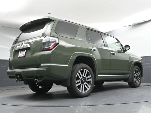 Certified 2022 Toyota 4Runner Limited AWD/4WD image 28