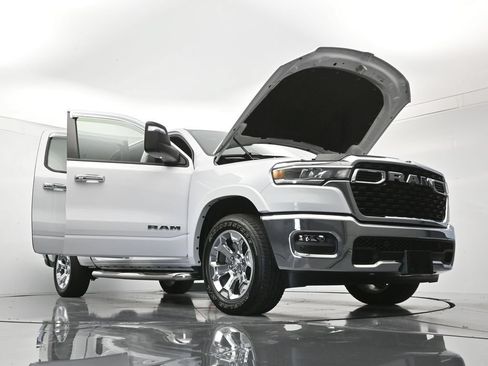 Used 2025 RAM 1500 Big Horn RWD image 49