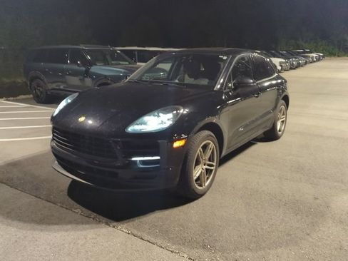 Used 2021 Porsche Macan AWD/4WD image 2
