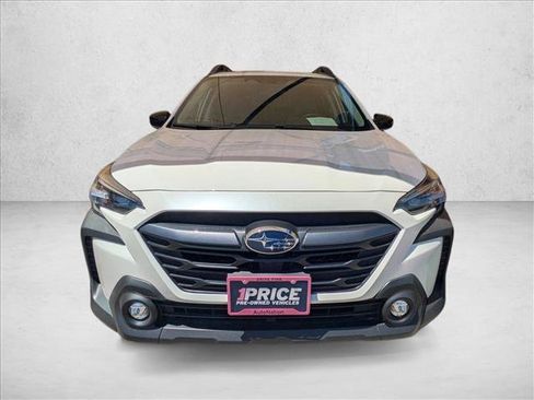 Certified 2025 Subaru Outback Premium AWD/4WD image 2