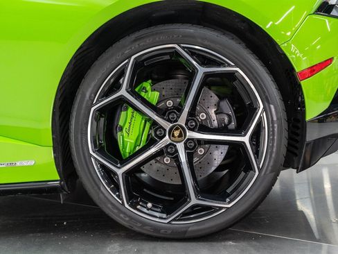 Used 2020 Lamborghini Huracan EVO AWD/4WD image 90