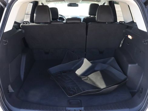 Certified 2019 Ford Escape Titanium AWD/4WD image 27