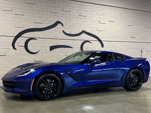 Used 2016 Chevrolet Corvette Stingray Coupe w/ Carbon Flash Badge Package RWD image 13
