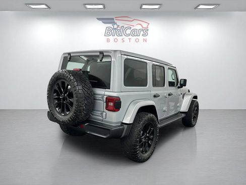 Used 2023 Jeep Wrangler Unlimited Sahara w/ Cold Weather Group AWD/4WD image 4