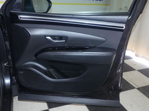 Used 2023 Hyundai Tucson Limited w/ Cargo Package AWD/4WD image 27