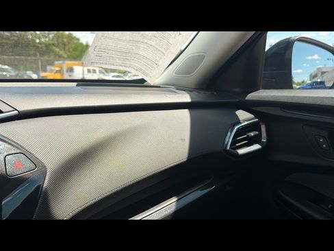 Used 2021 Chevrolet TrailBlazer LT w/ Convenience Package FWD image 16