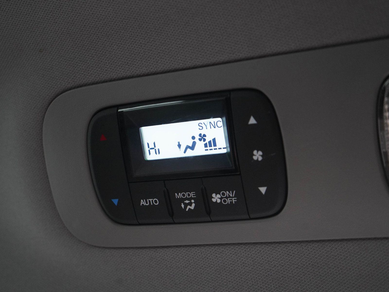 Used 2022 Honda Odyssey EX-L image 17