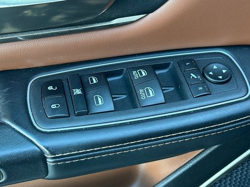 Used 2022 RAM 1500 Limited w/ Trailer Tow Group (B) image 13