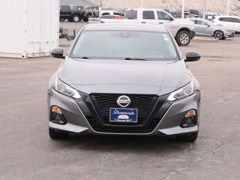 Used 2022 Nissan Altima 2.5 SR w/ Midnight Edition Package image 4