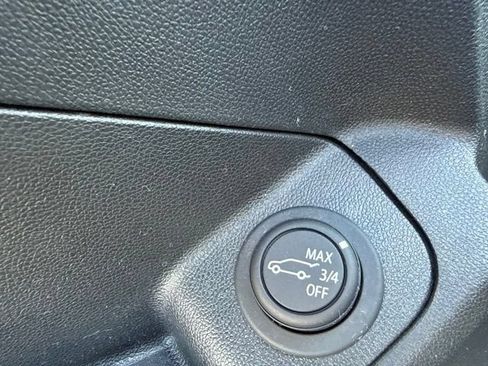 Used 2022 GMC Terrain SLE w/ Driver Convenience Package AWD/4WD image 13