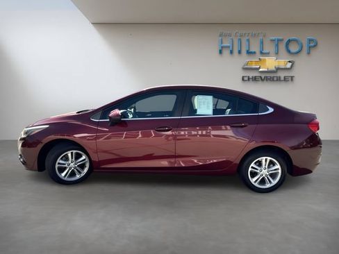 Used 2016 Chevrolet Cruze LT w/ Convenience Package FWD image 9