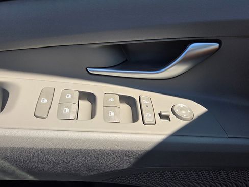 New 2026 Hyundai Elantra SEL Sport Premium FWD image 27