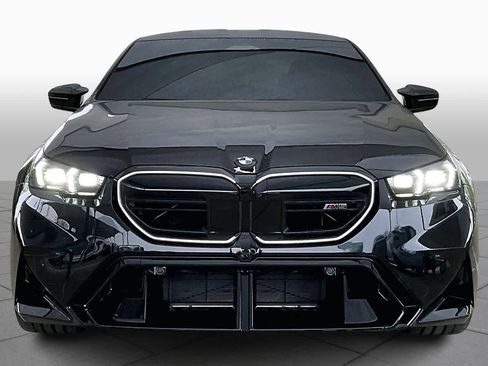 Used 2026 BMW M5 w/ Carbon Package image 4