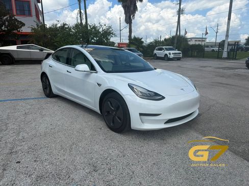 Used 2020 Tesla Model 3 Standard Range Plus RWD image 3