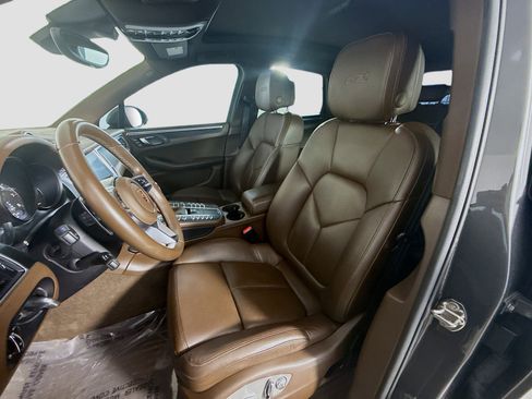 Used 2018 Porsche Macan GTS image 21