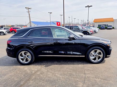 Used 2026 Genesis GV70 2.5T Select image 31