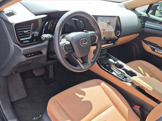 Used 2025 Lexus NX 250 FWD w/ Accessory Package (Z2) image 10