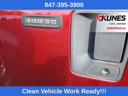 Used 2016 Ford F550 2WD Regular Cab Super Duty w/ XLT Interior Package image 16