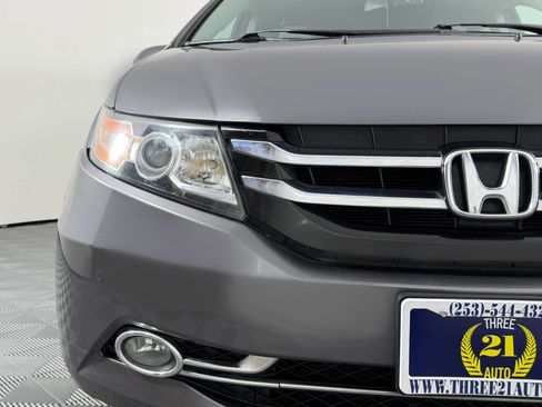 Used 2016 Honda Odyssey Touring image 4
